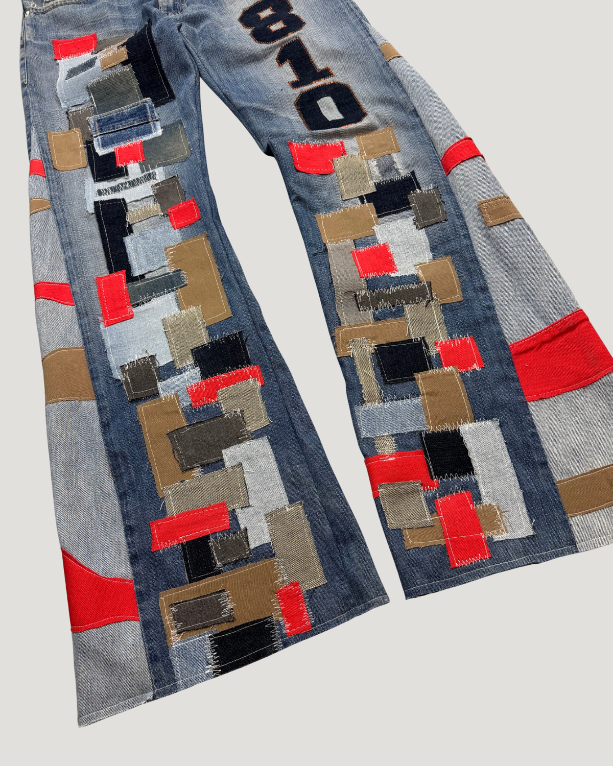 Levi’s 506 ‘810 Flared Bootcut S